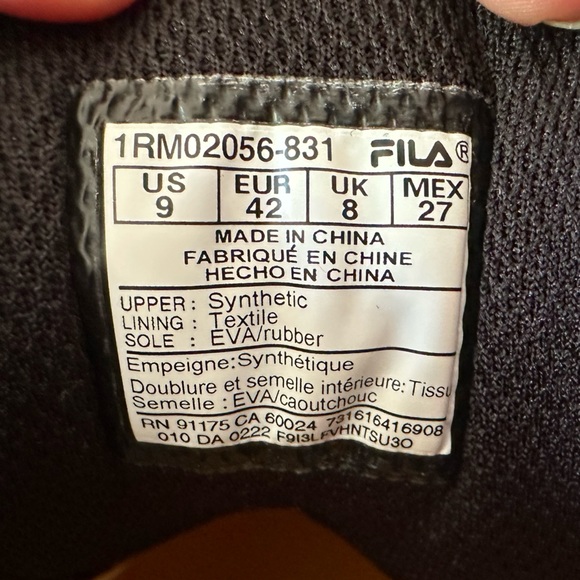 Orange Fila sneakers! size w 9! - Picture 5 of 5